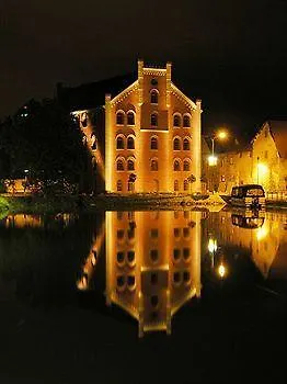 Готель Hotel Budweis Чеське Будєйовіце