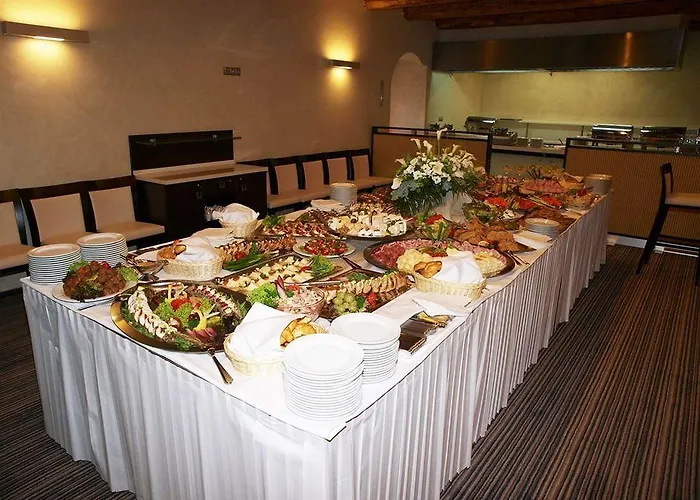 호텔 Hotel Budweis 4*