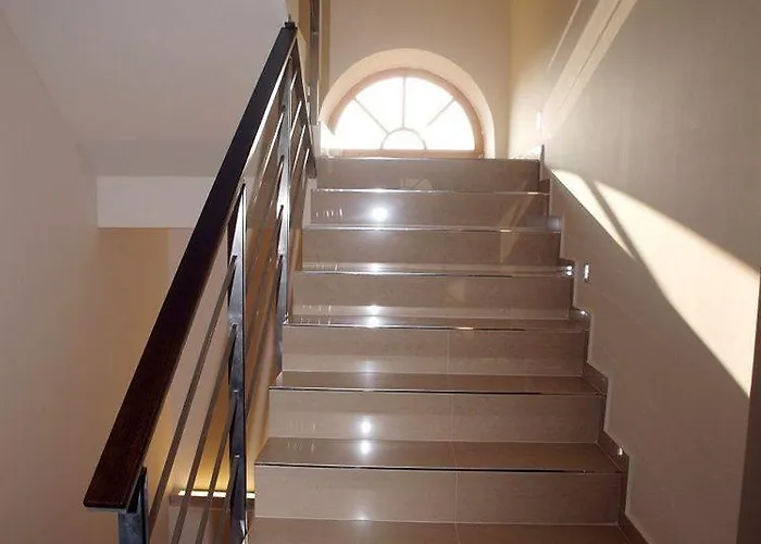 Готель Hotel Budweis 4*