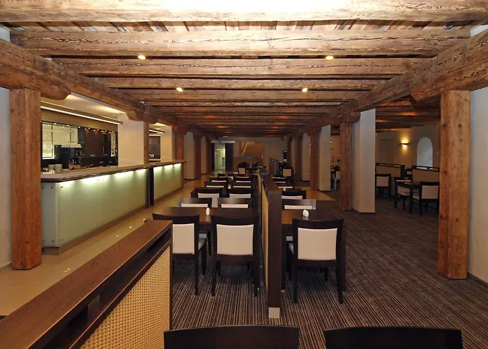 Hotel Budweis Готель 4*