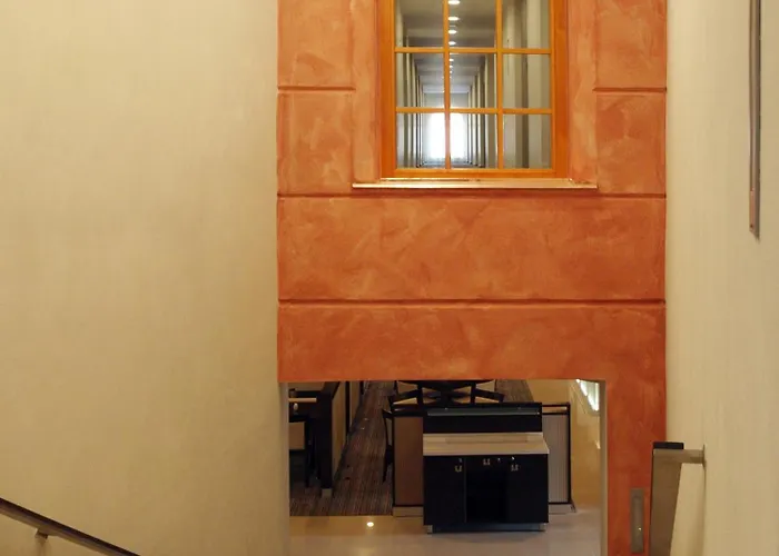 Hotel Budweis 호텔 4*